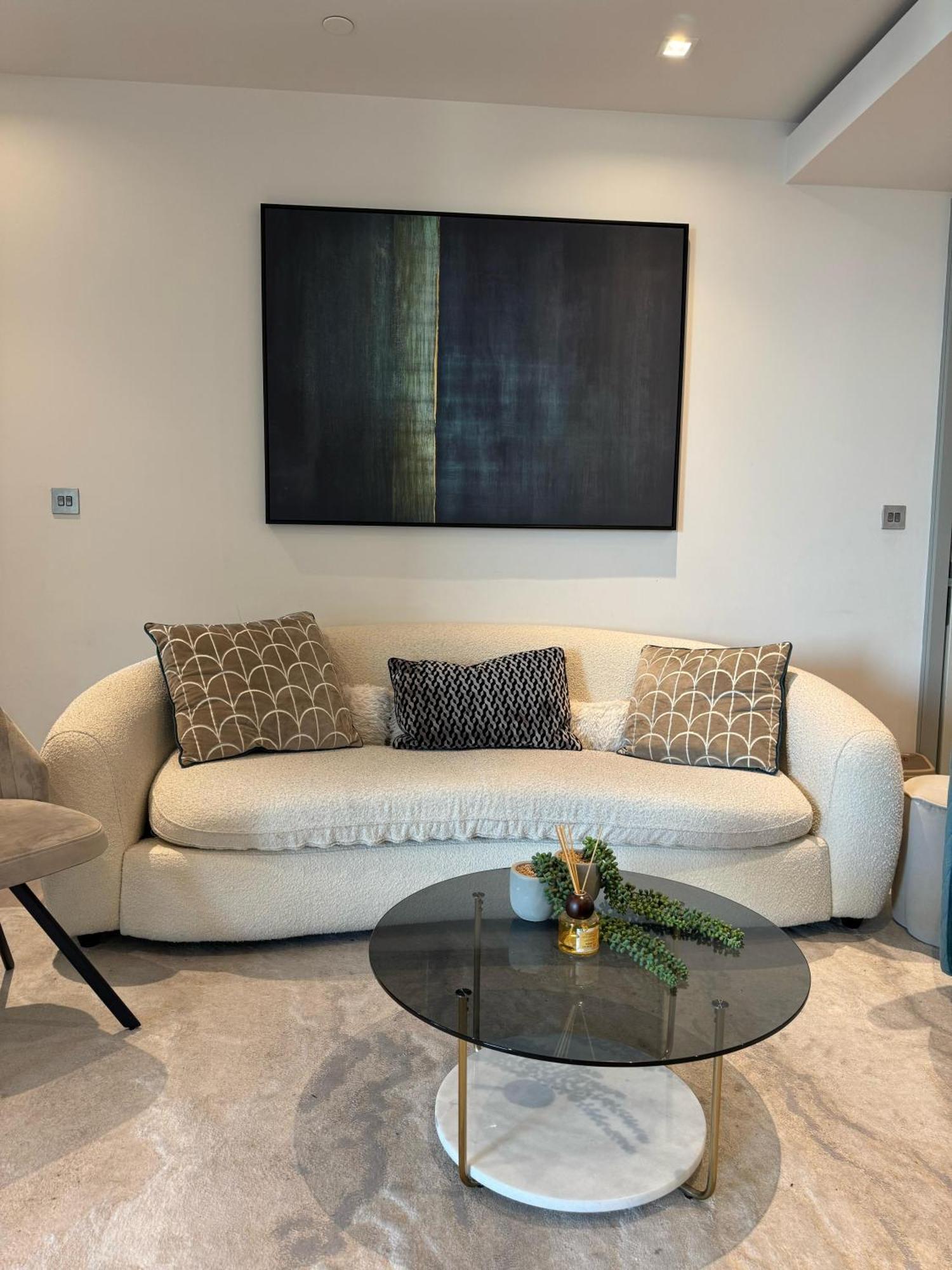 Mayfair Luxurious *