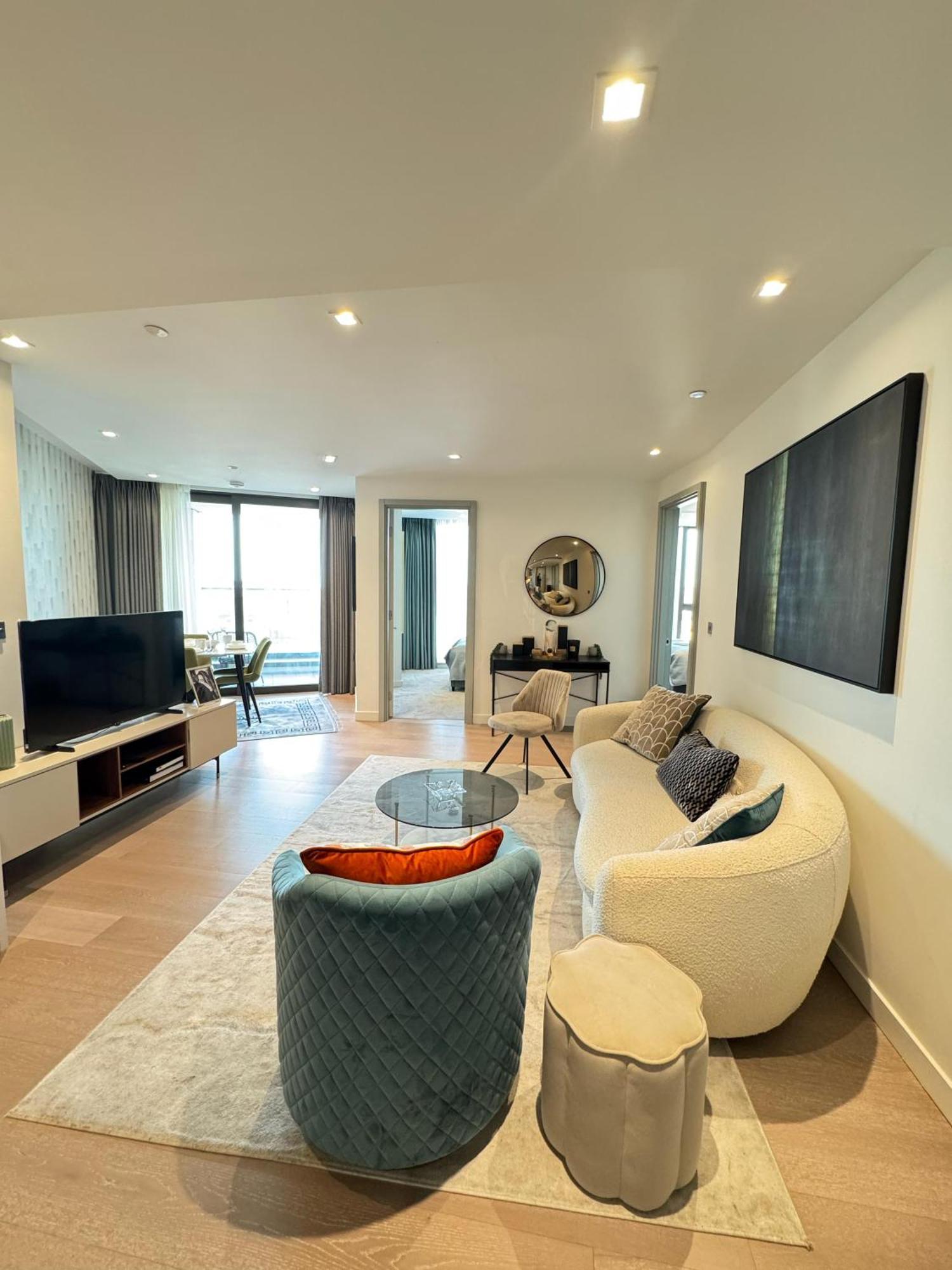 Mayfair Luxurious *