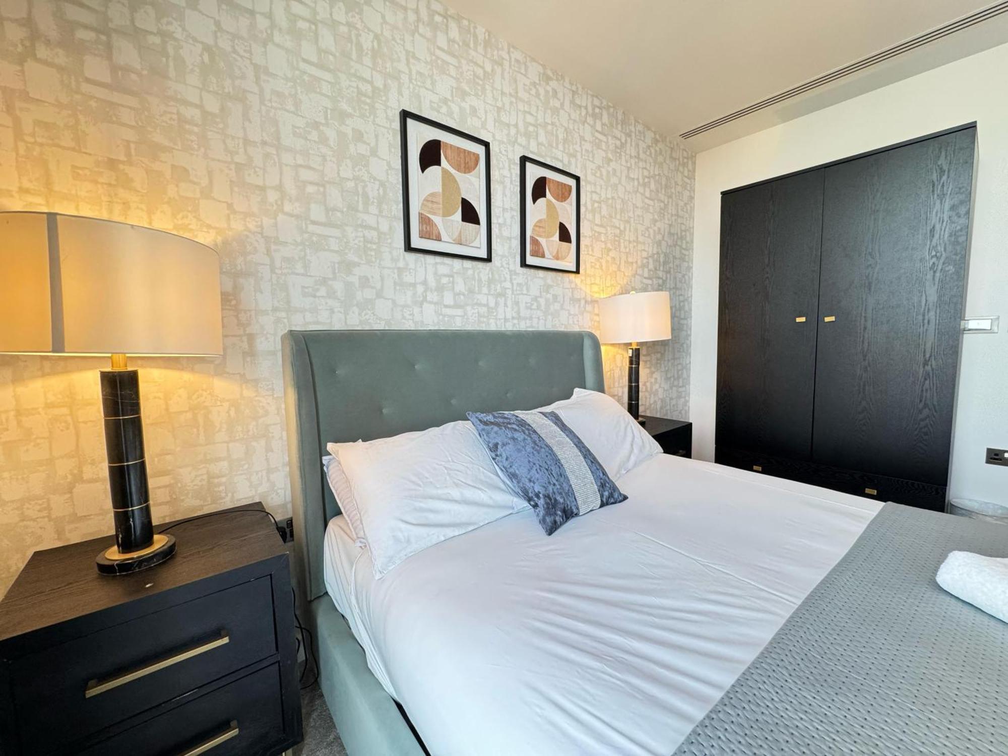 Mayfair Luxurious Apartment