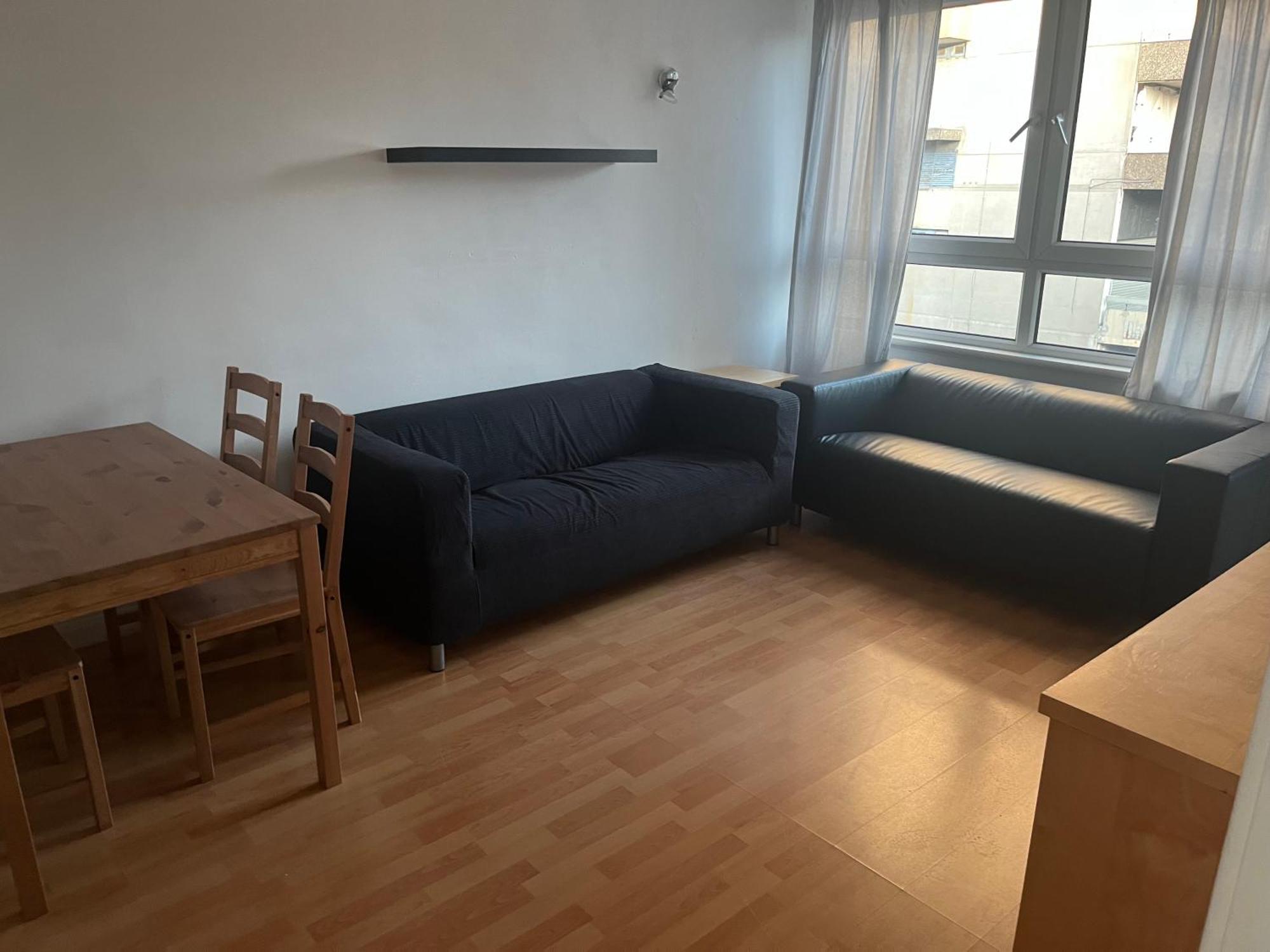 Apartment 3 Double Bedrooms *