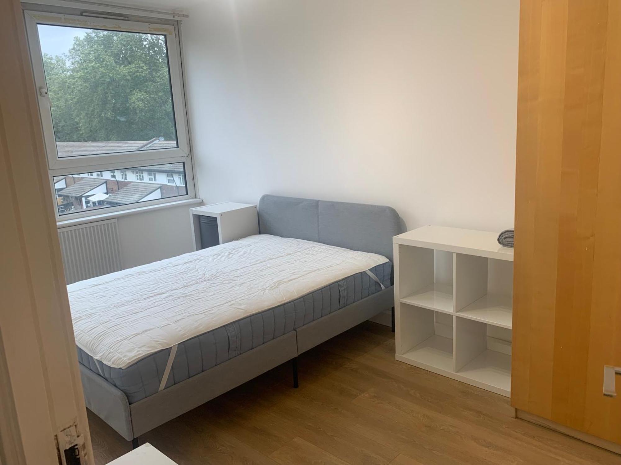 3 Double Bedrooms Apartment *