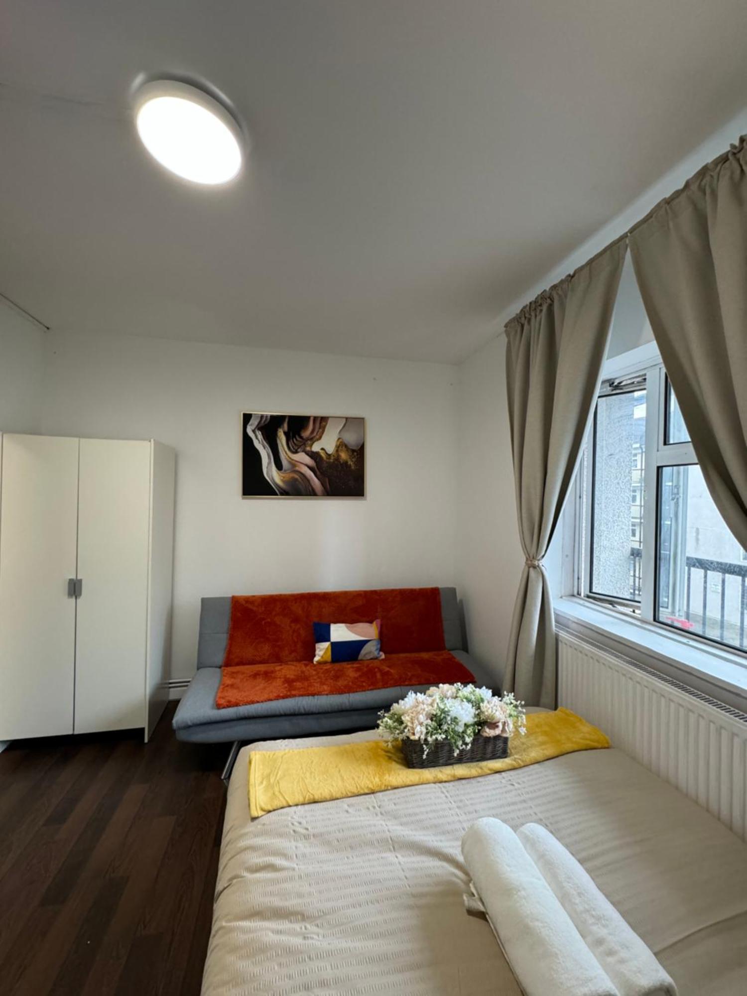Lovely 1bedroom For 6ppl In Whitechapel, 1min Away To Dlr Station London