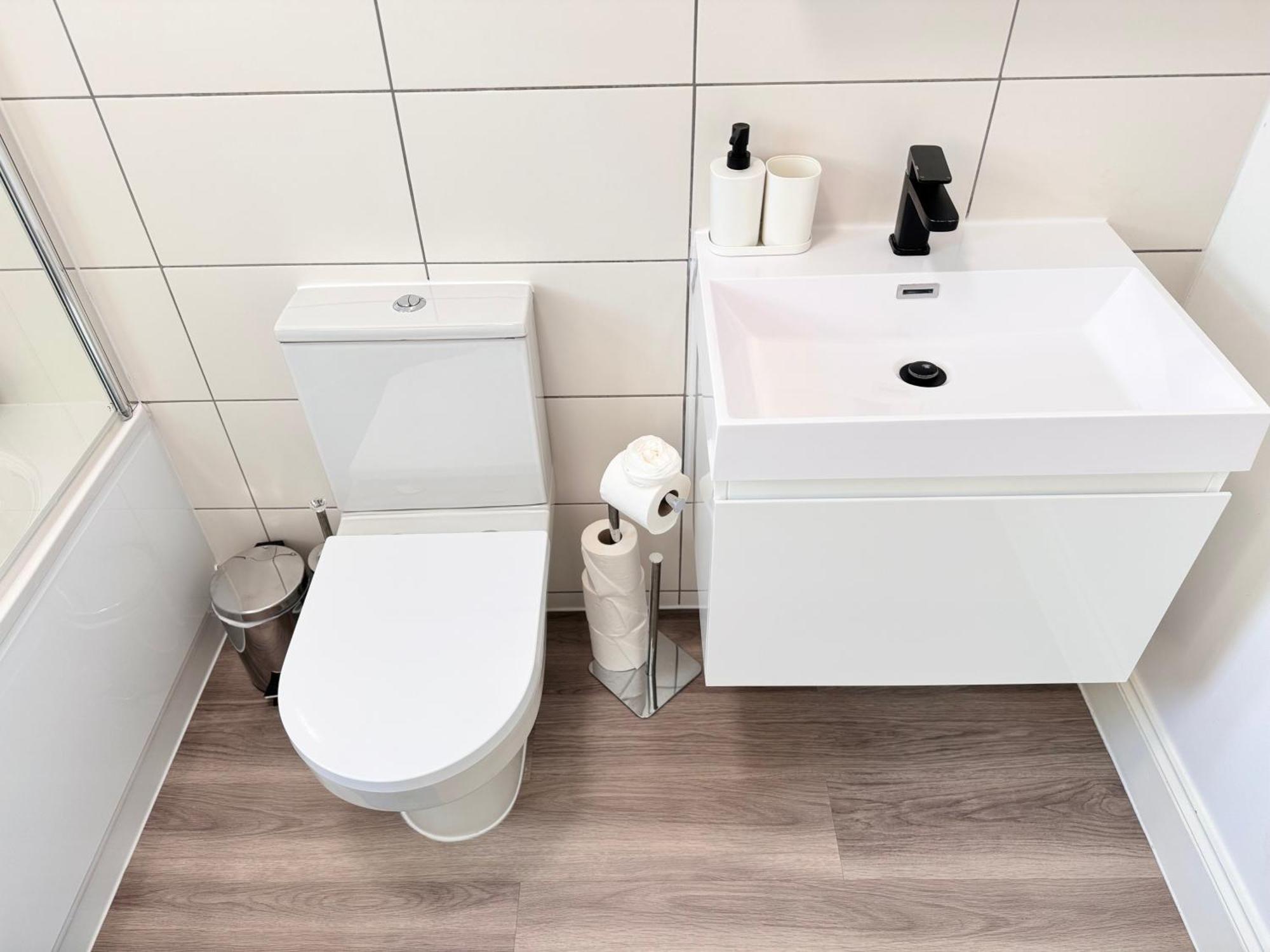 Convenient Near Wembley Stadium * London