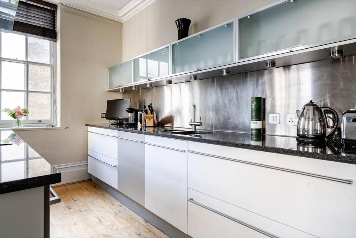 Lux 3 Bedroom Covent Garden Apartment *