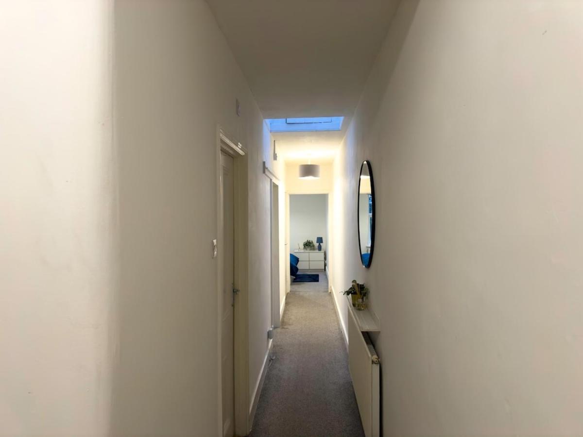 Apartment Spacious 3 Bed Apartment, 10 Mins From Wembley Stadium With Private Garden London