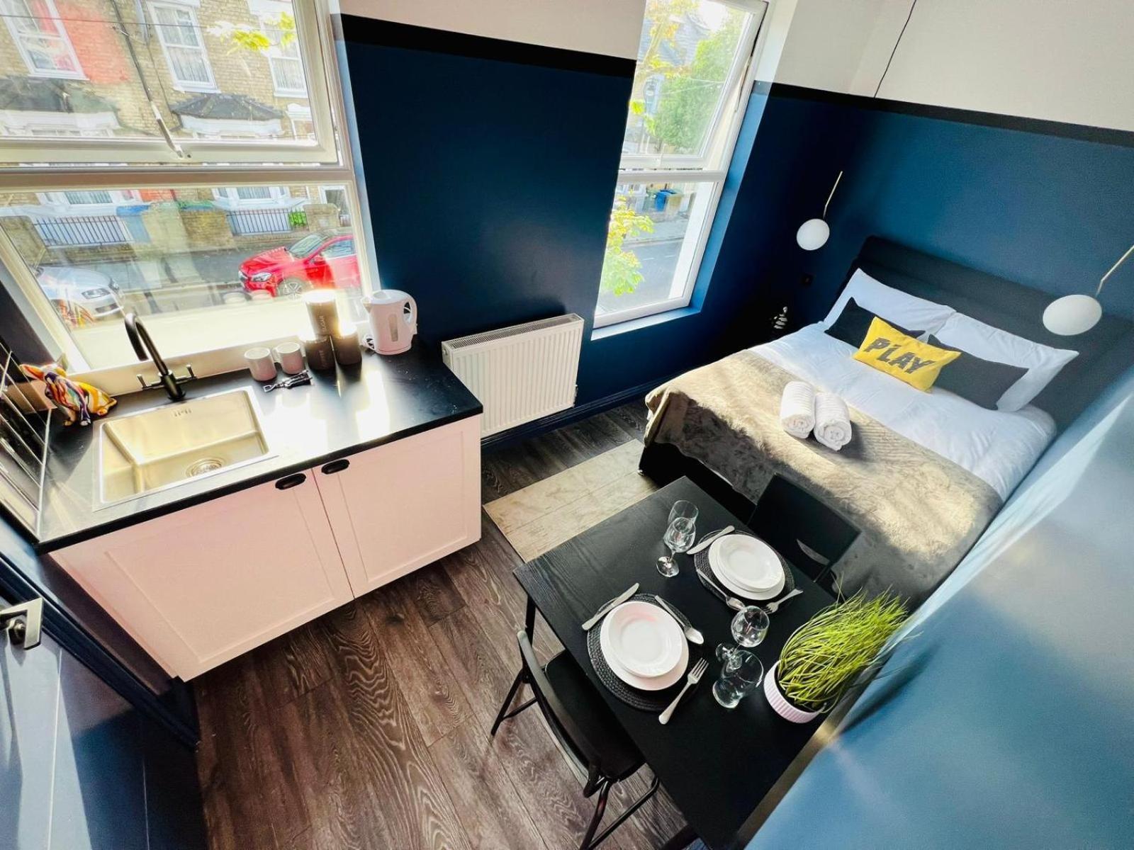 61 Studio, Ideal For Tourists High Recommend!!! Guest house *