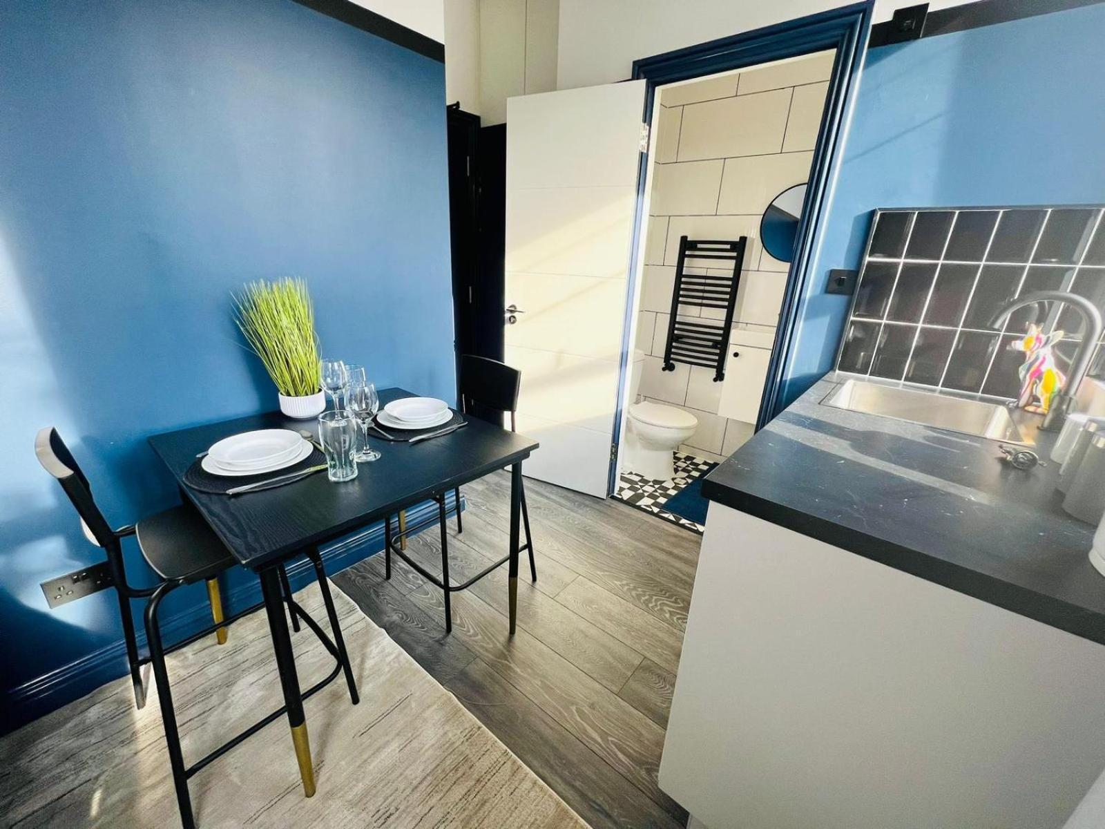61 Studio, Ideal For Tourists High Recommend!!! Guest house