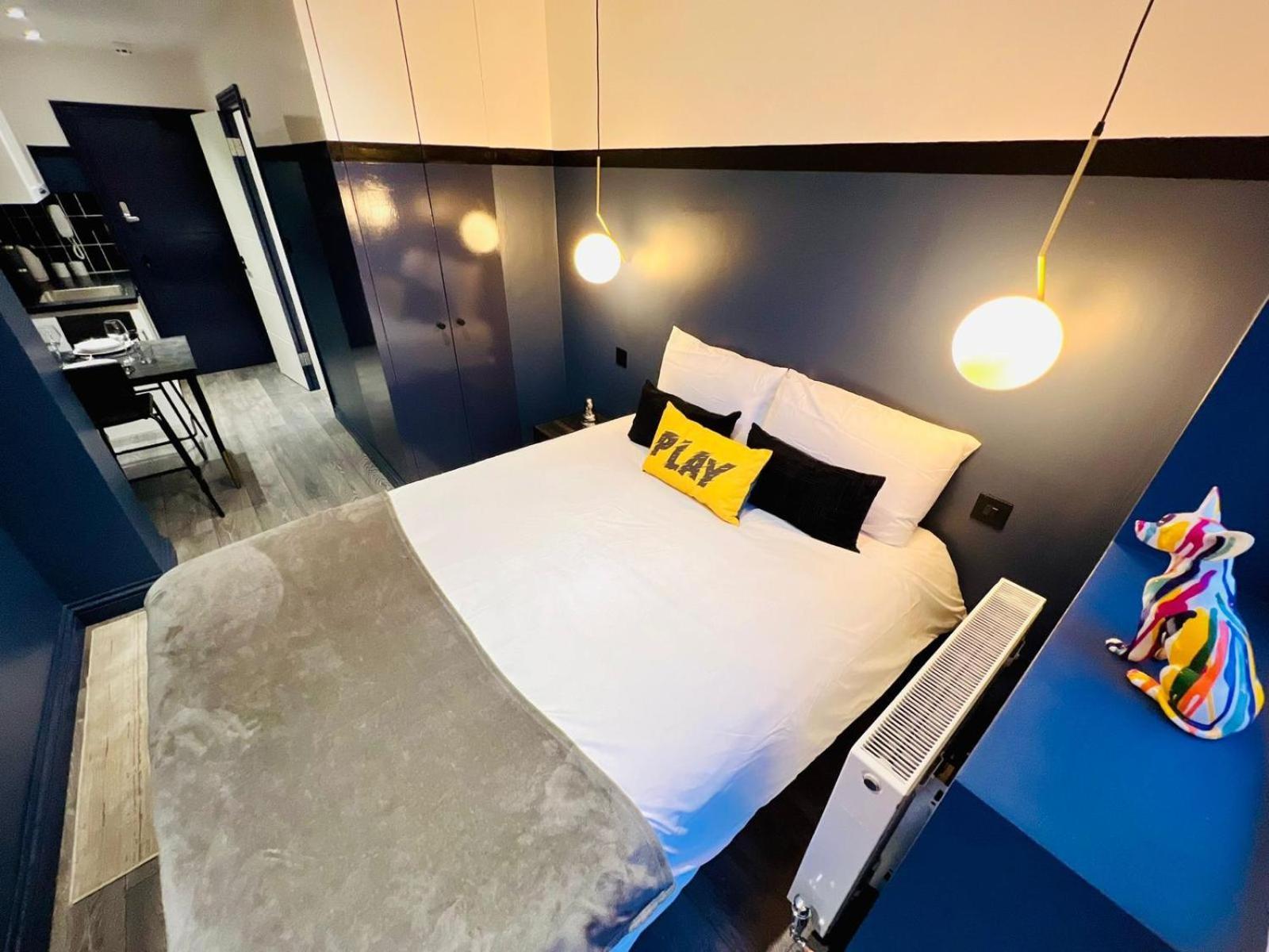 61 Studio, Ideal For Tourists High Recommend!!! Guest house London