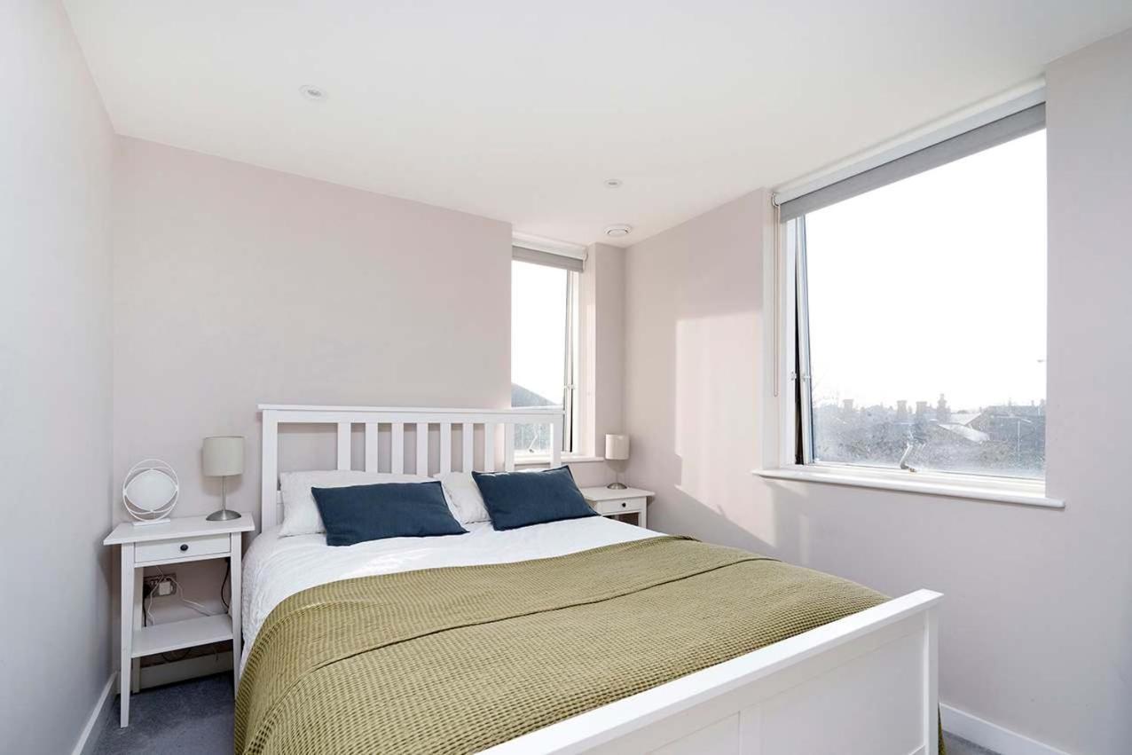 Charming & Modern Flat With Balcony Apartamento Londres