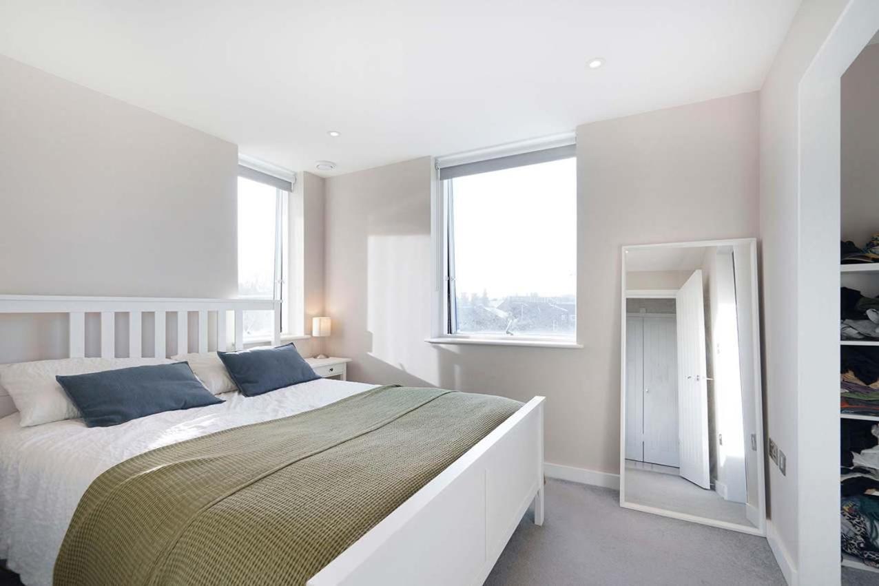 Charming & Modern Flat With Balcony Apartamento Londres