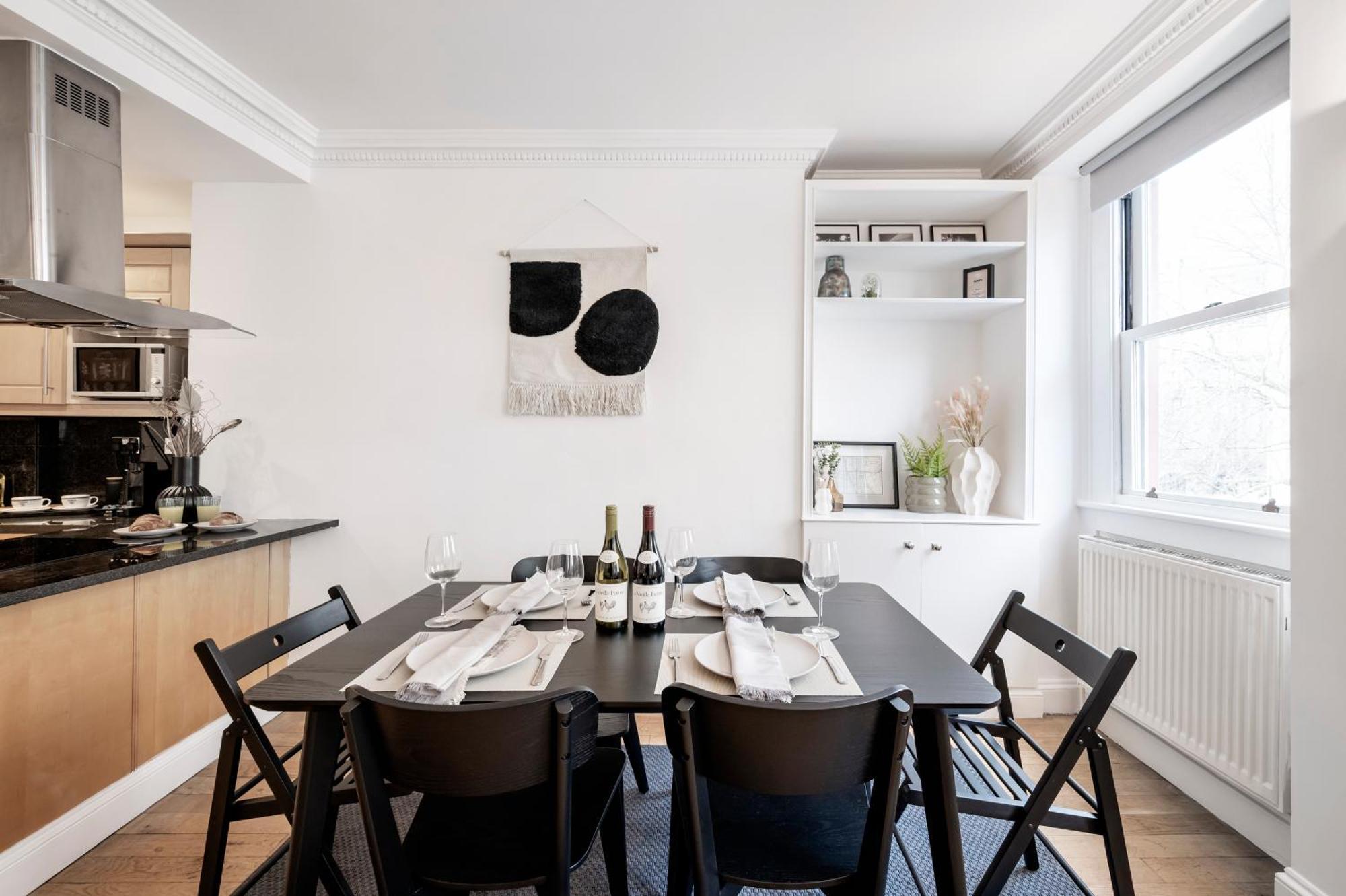 Appartement 2 Bedr, 3 Beds, 1 Bath Thames, Trafalgar Sq Londen