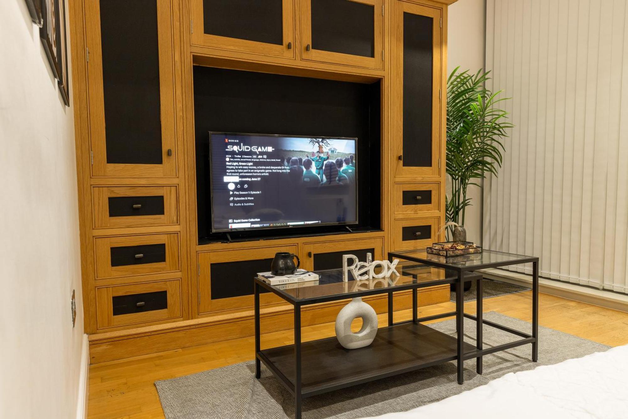 Luxury In Near Big Ben, Buckingham Palace And Eye Apartment