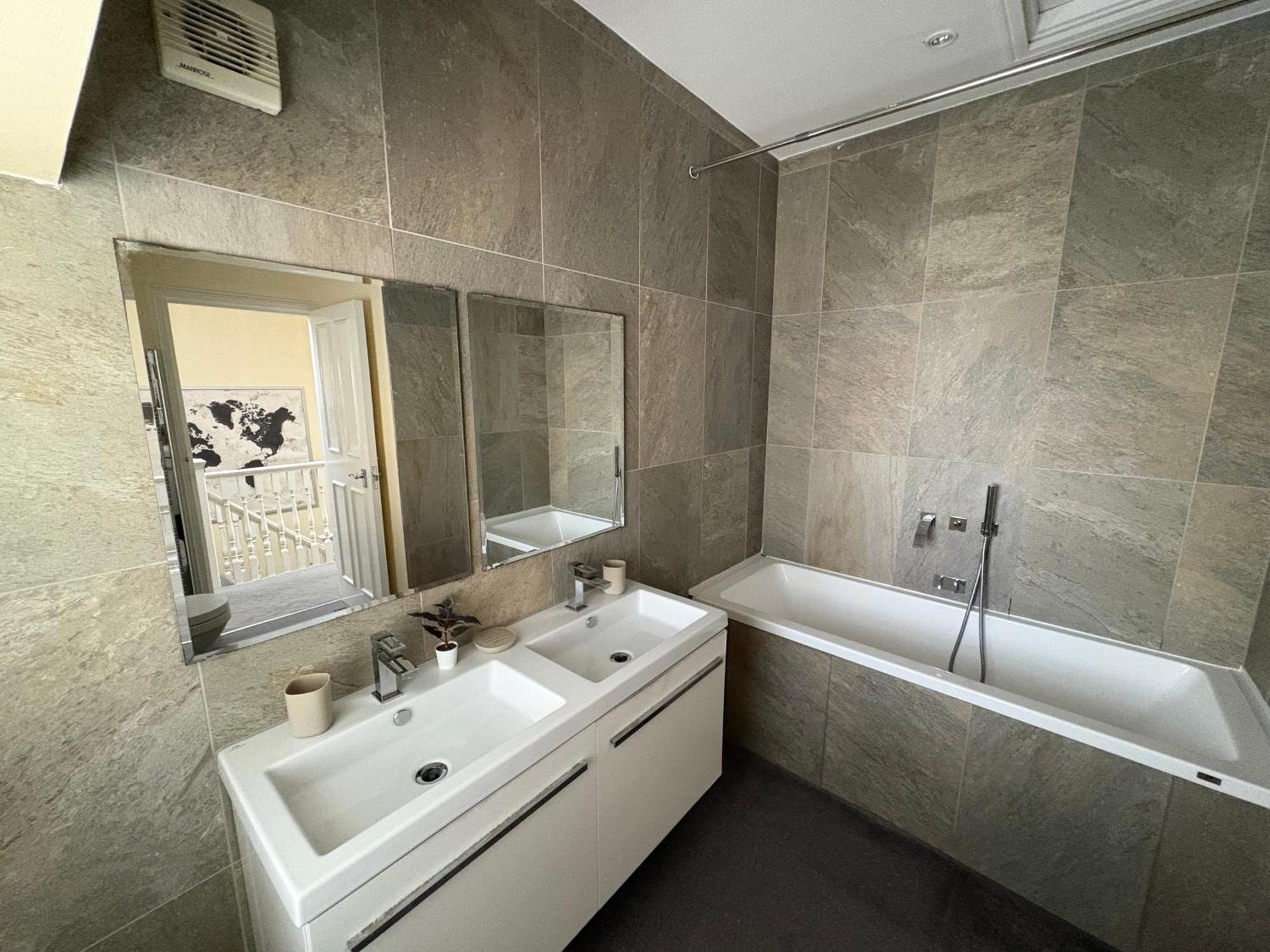 5 Bedroom 4 Bathroom 1 Reception House In Marylebone W1 * London