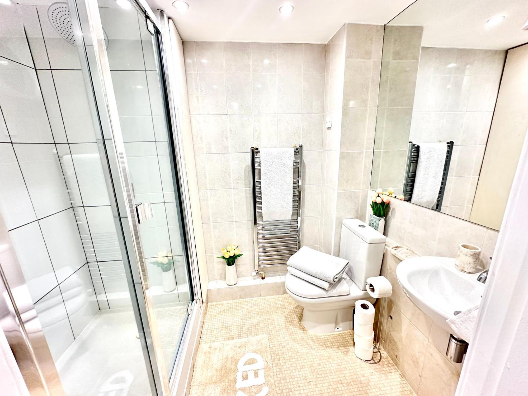 Lovely Baker Street Apartment