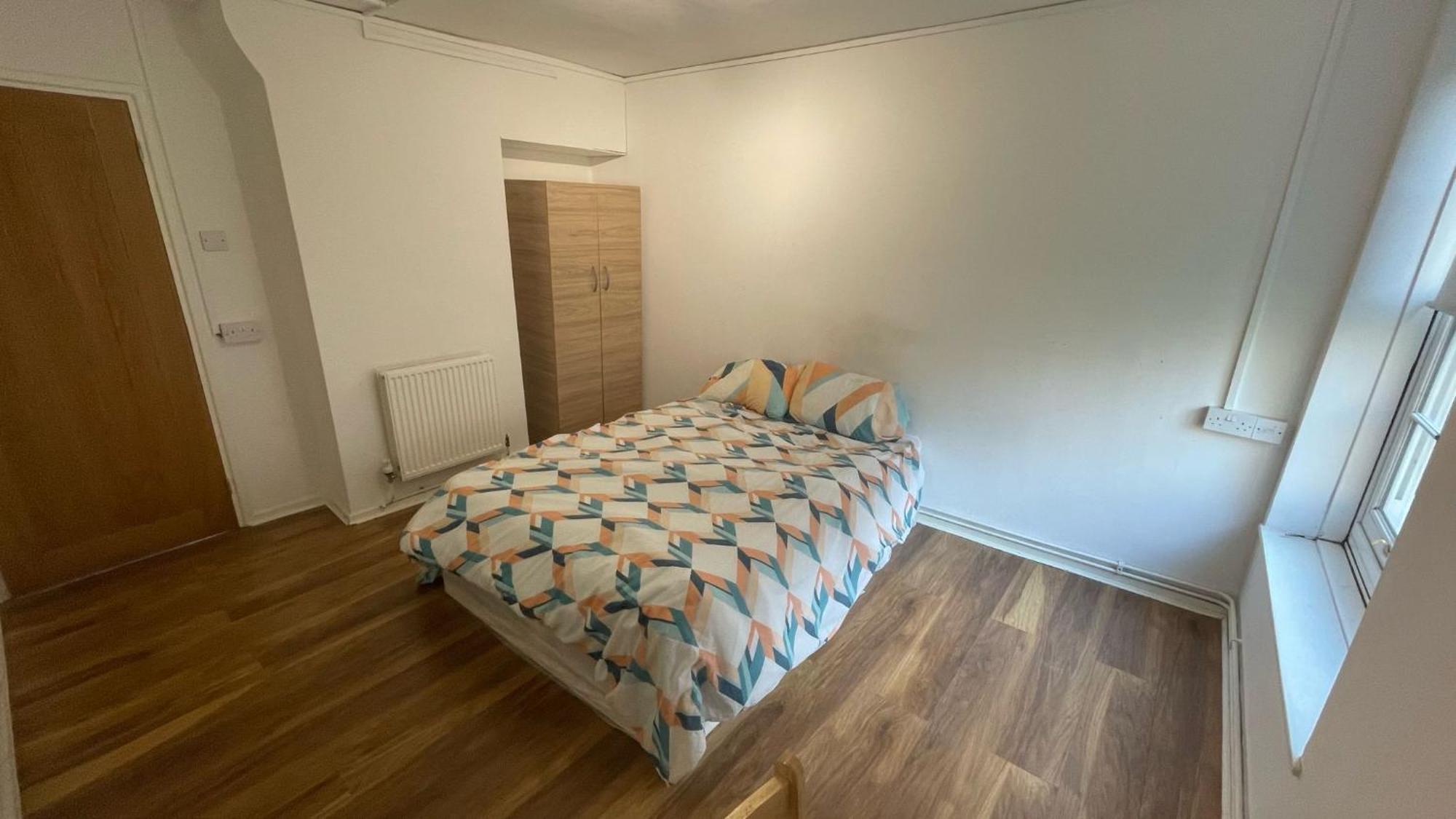 Homestay Large Double Bedroom In Bow E3