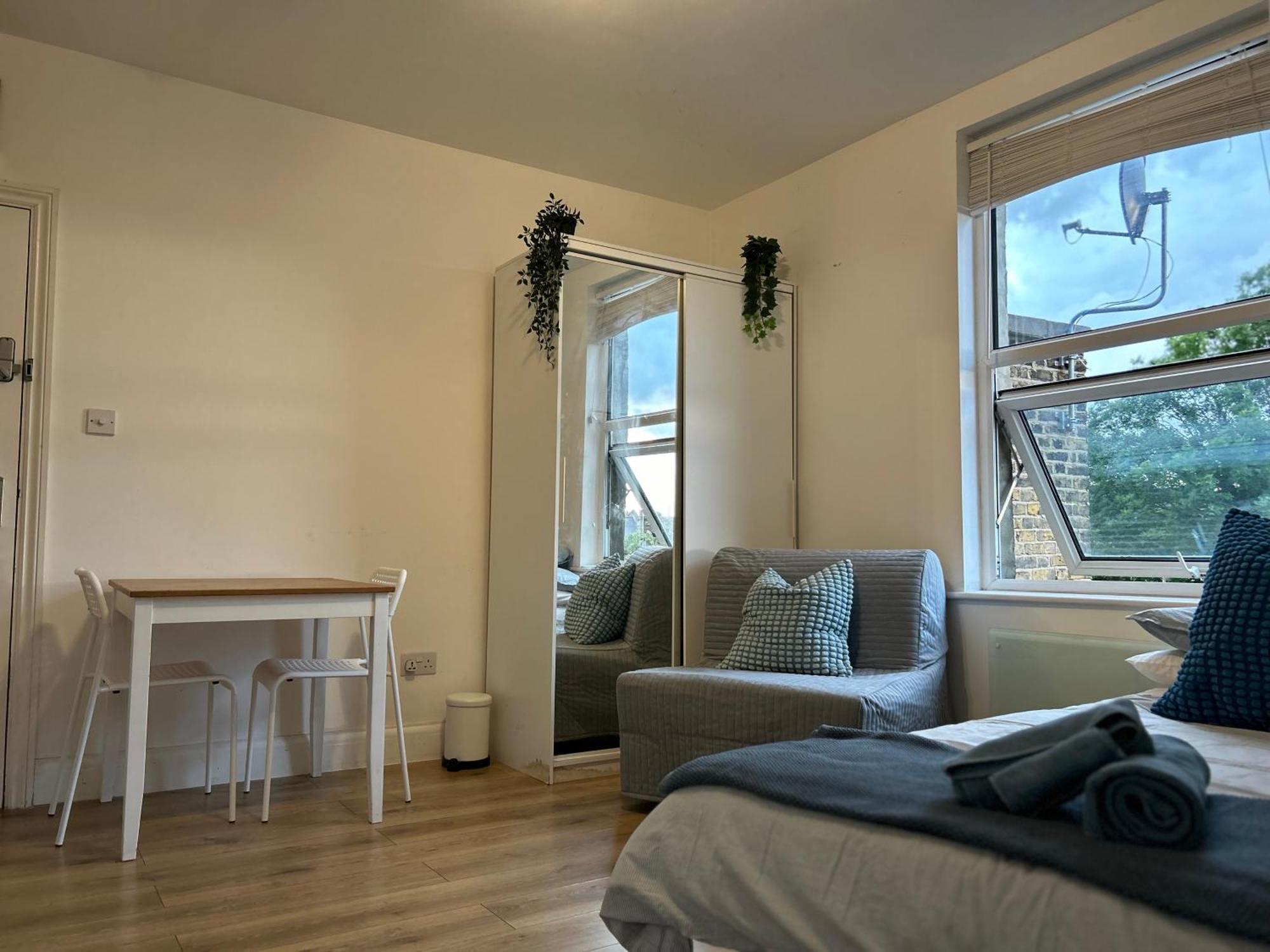 London Studio Stays Londen