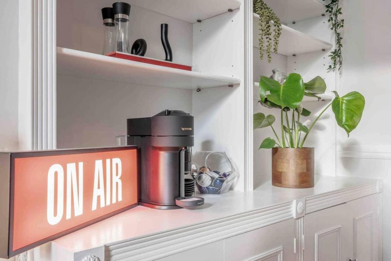 Cosy 2-bed In Earls Court Apartment
