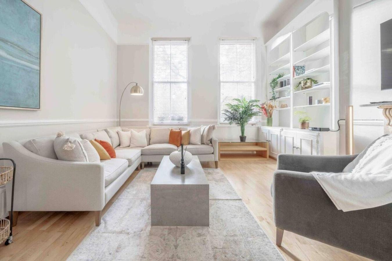 Cosy 2-bed In Earls Court *