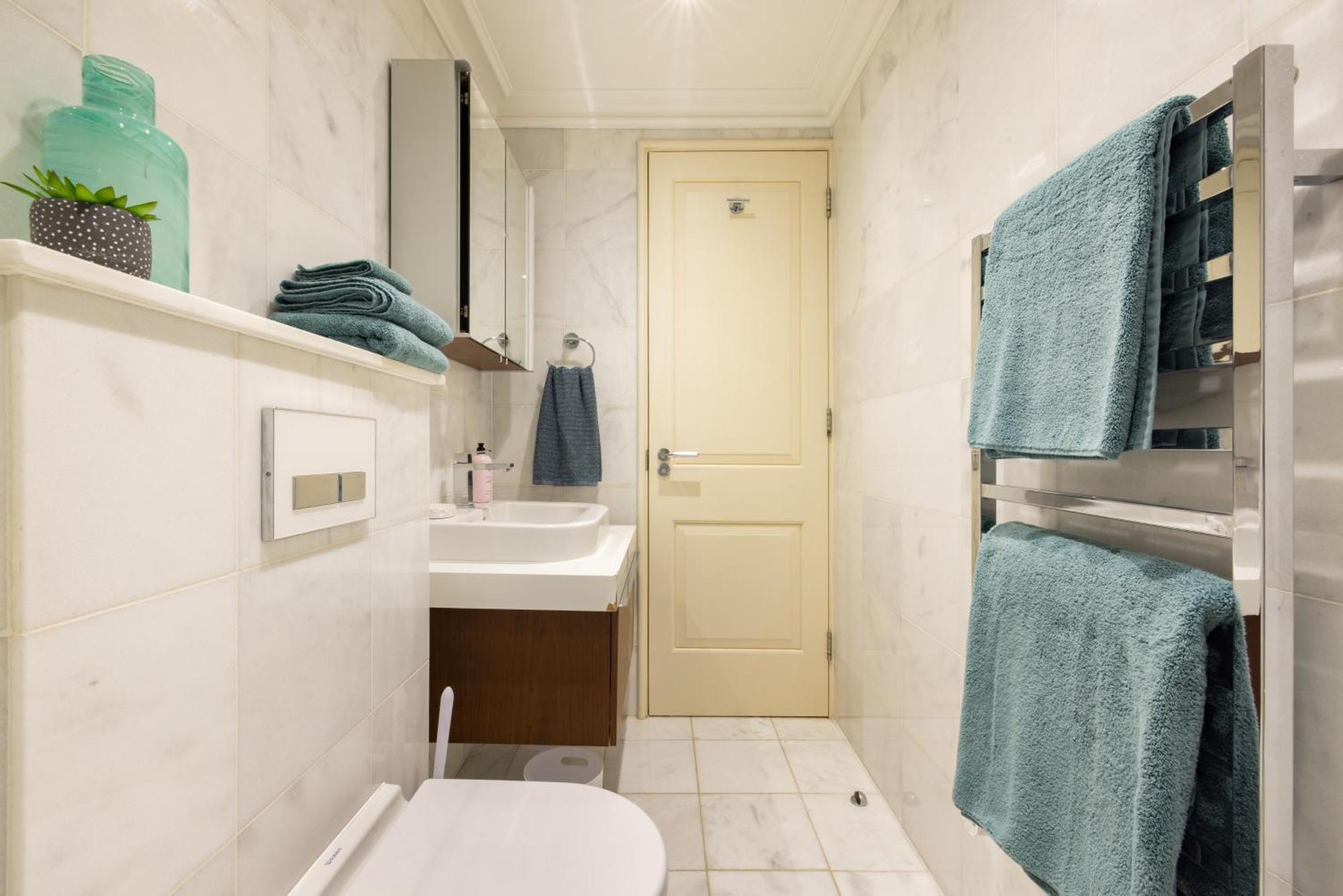Large 3-bed 5-guest 1841 Duplex House Paddington Apartment *