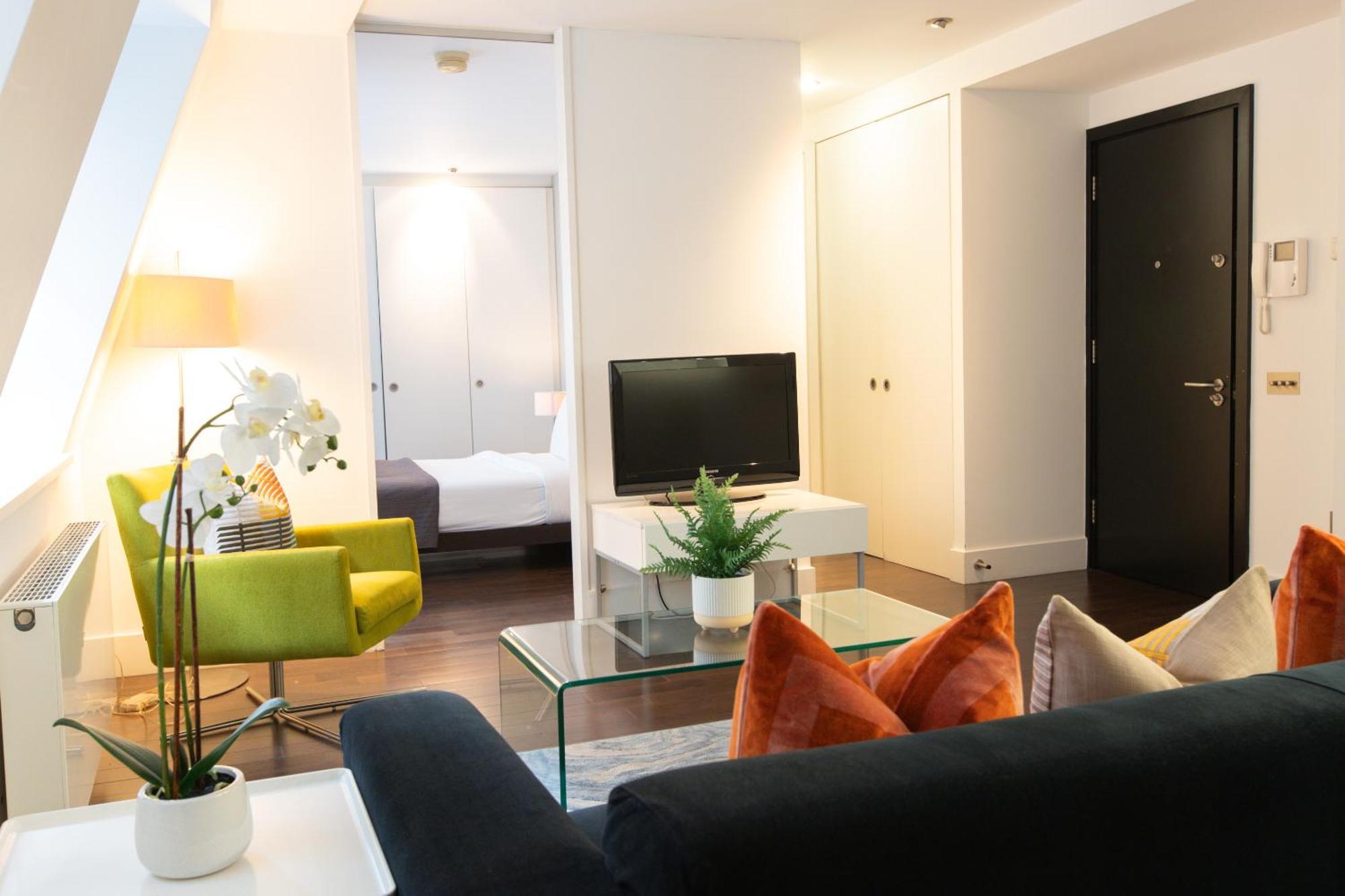 Appartement Charming 1br Near Monument Station! *