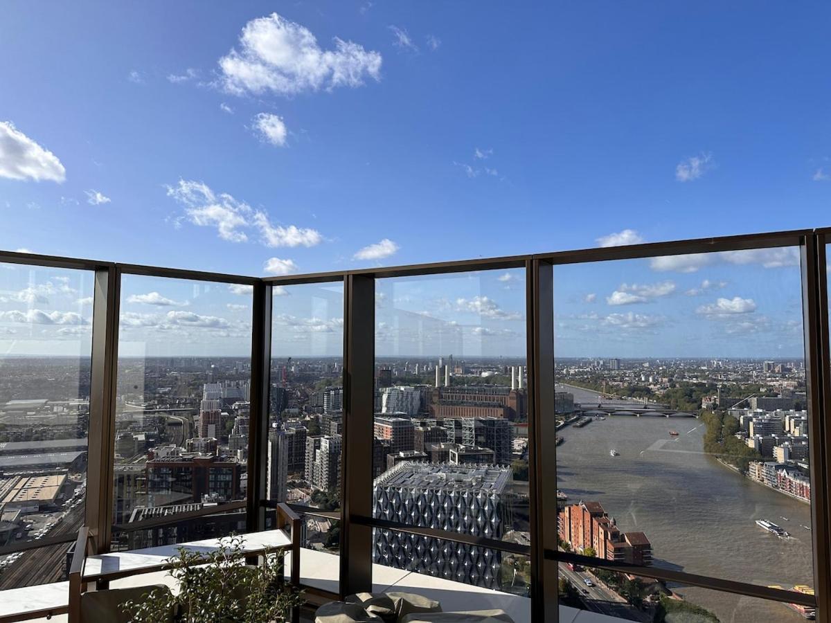 Apartment Large Luxury Riverside 2 Bedroom In Battersea London