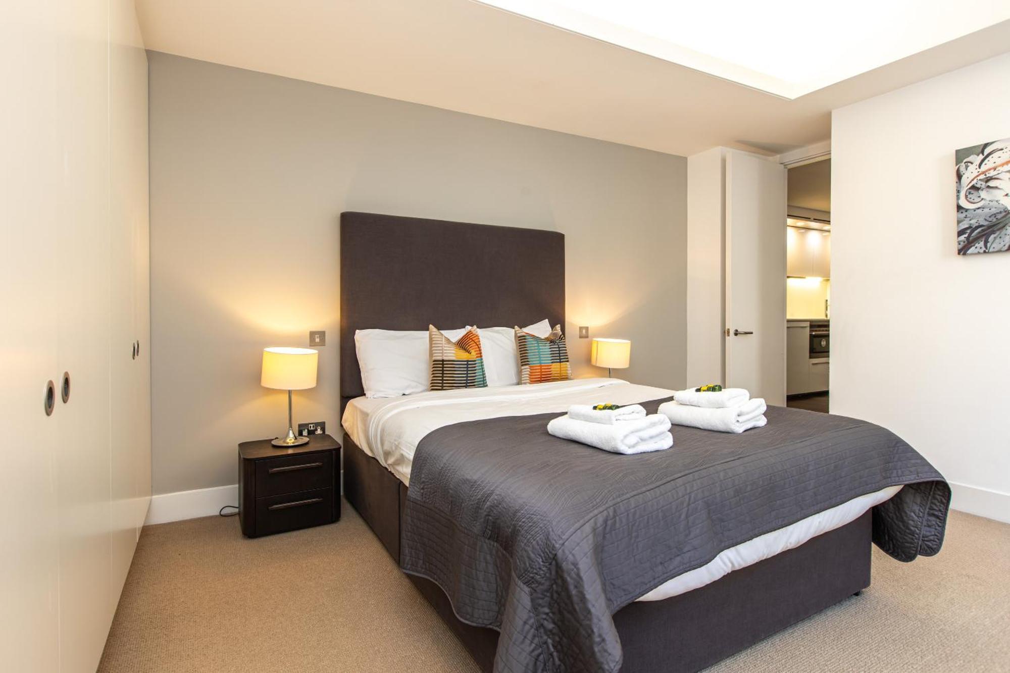 Contemporary 1br Near Monument St! * Londres