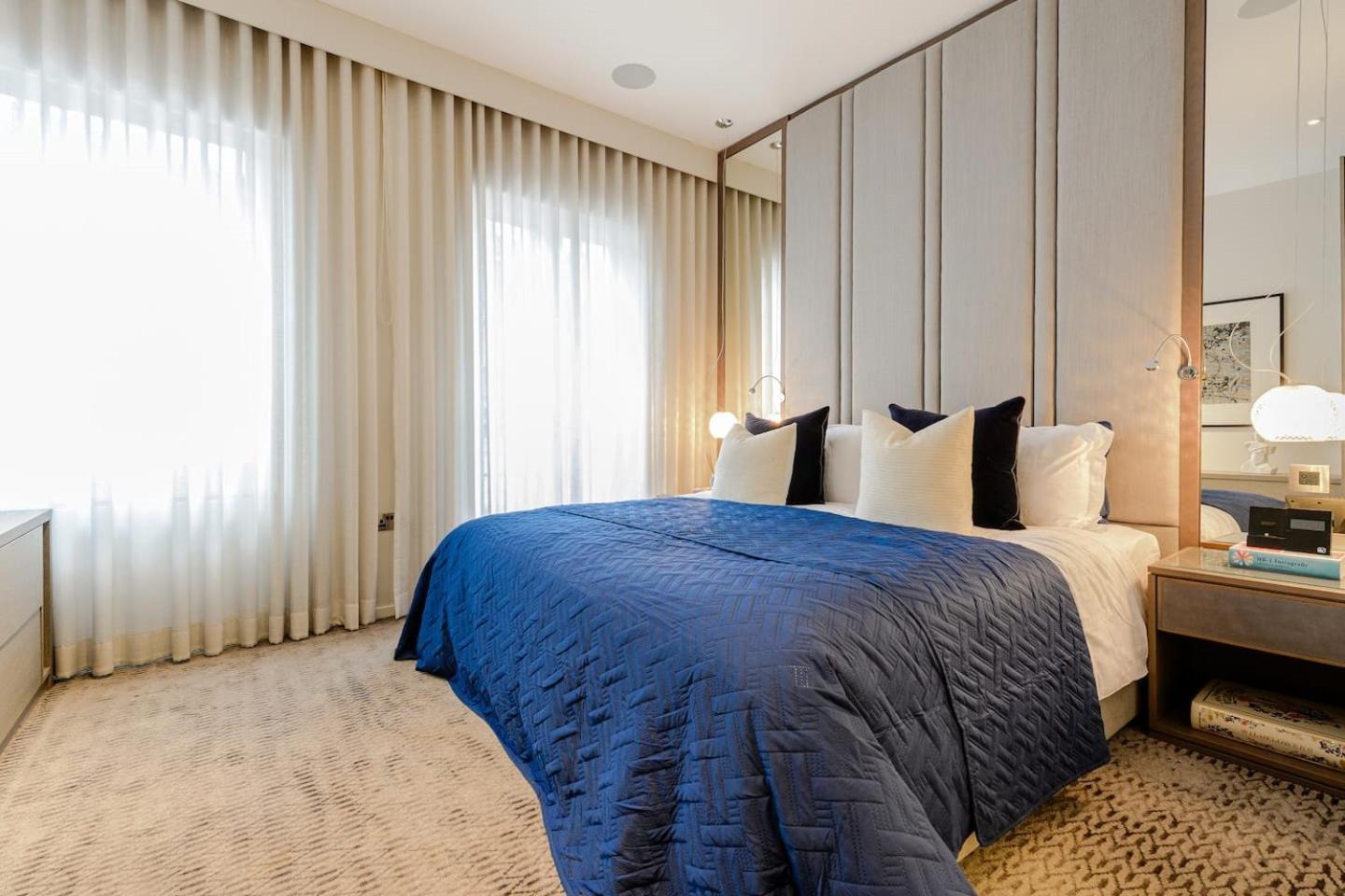 Holiday home Award Winning Interior Designed Luxurious Mews In Knightsbridge London