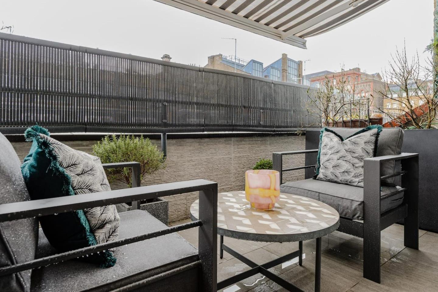 Holiday home Award Winning Interior Designed Luxurious Mews In Knightsbridge