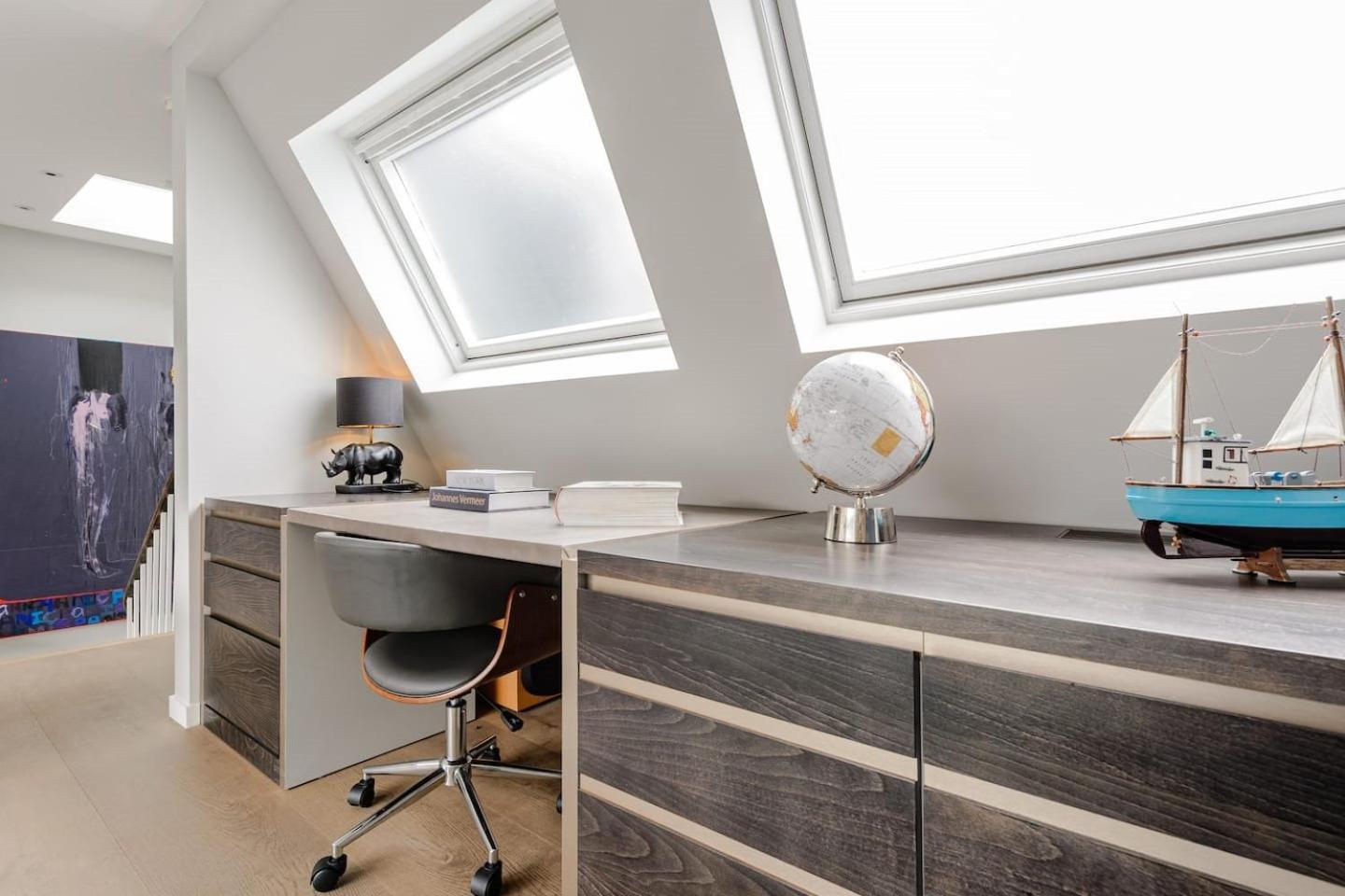 Award Winning Interior Designed Luxurious Mews In Knightsbridge Holiday home
