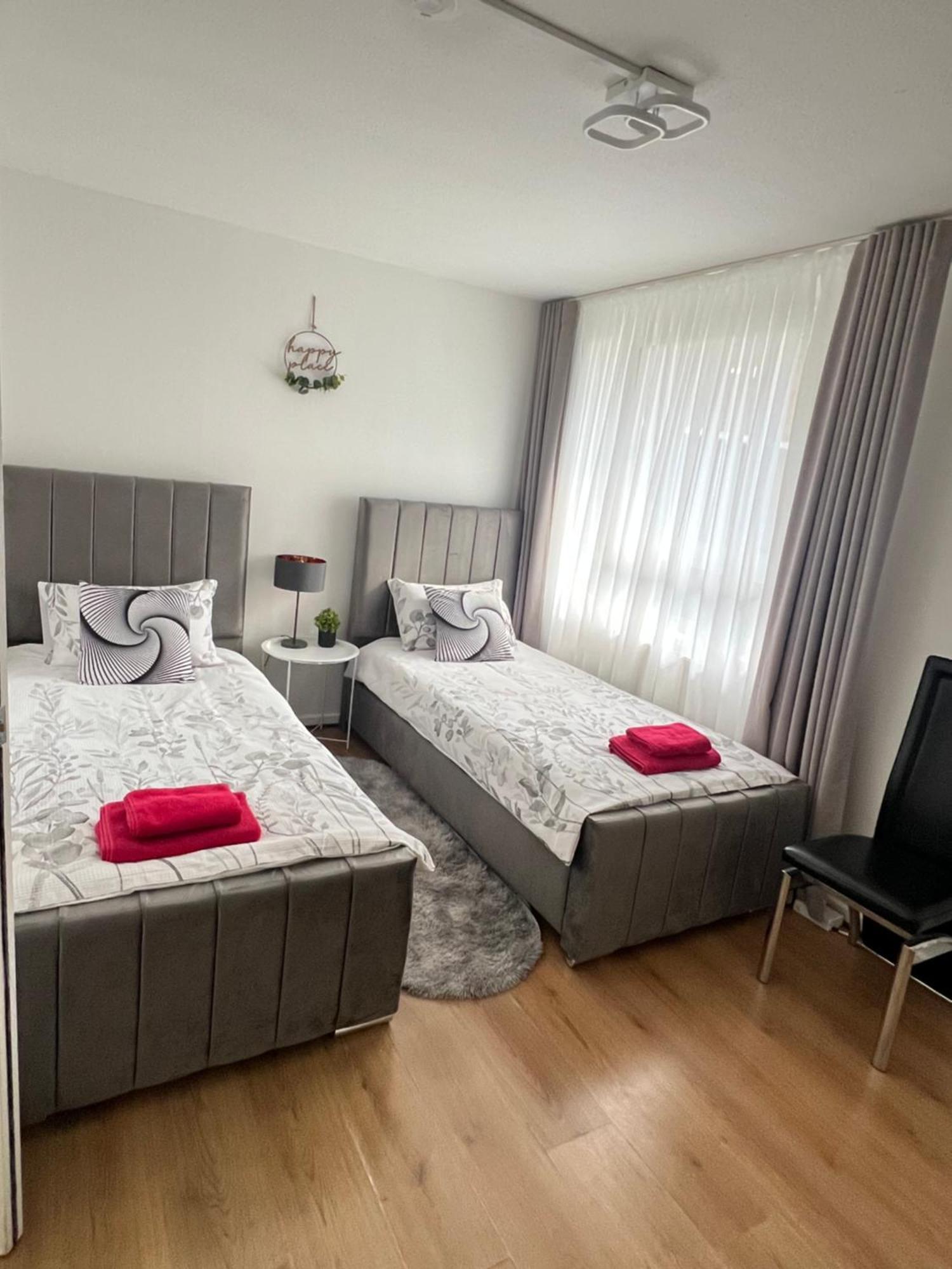Spacious For Rent 10 Min From Tower Bridge Guest house *
