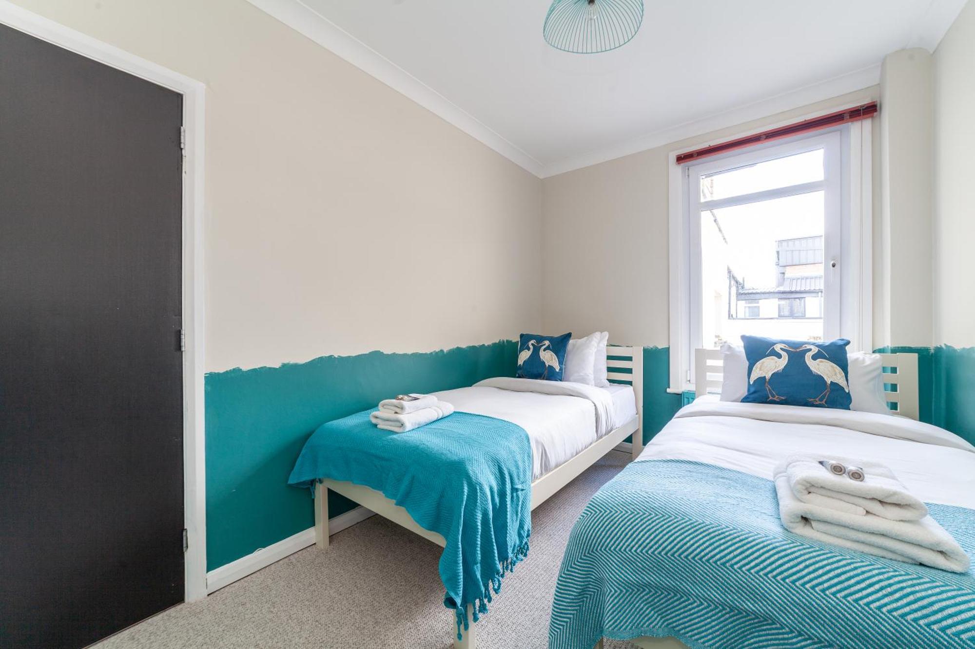 Peaceful 5br House With Garden & Terrace, Se Londen