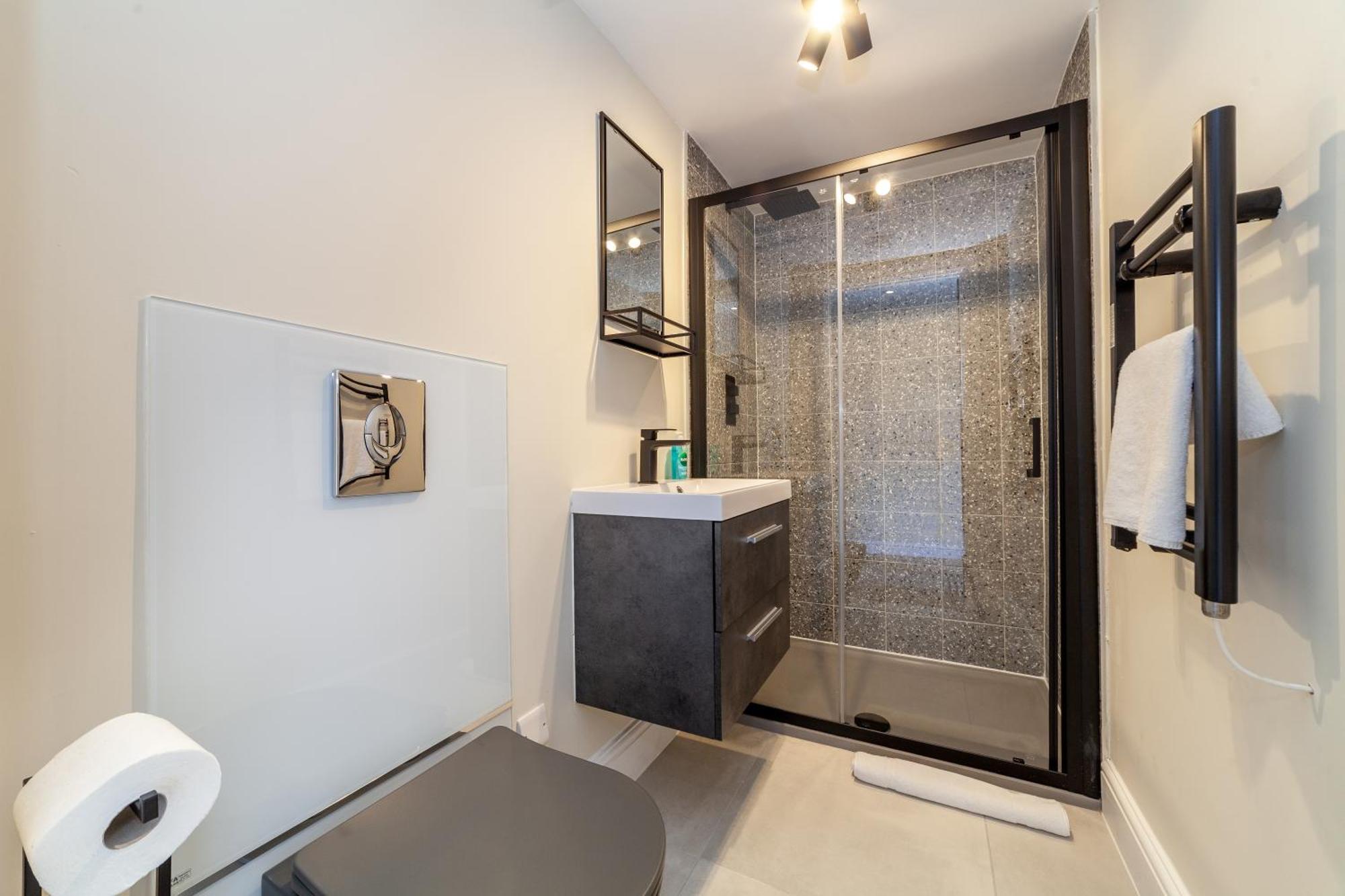 Appartement Peaceful 5br House With Garden & Terrace, Se *