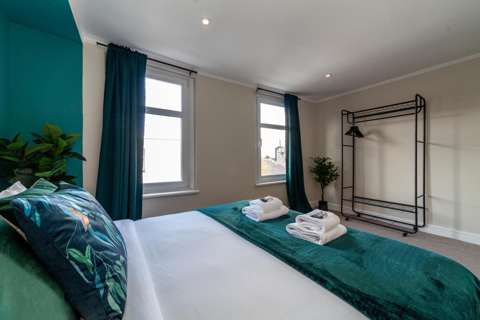 Apartment Peaceful 5br House With Garden & Terrace, Se