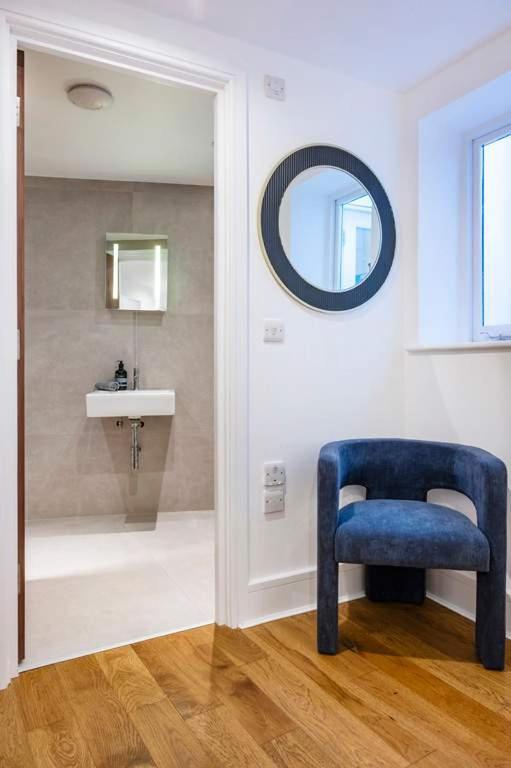The Urban Minimalist- Notting Hill 2 Bed * London