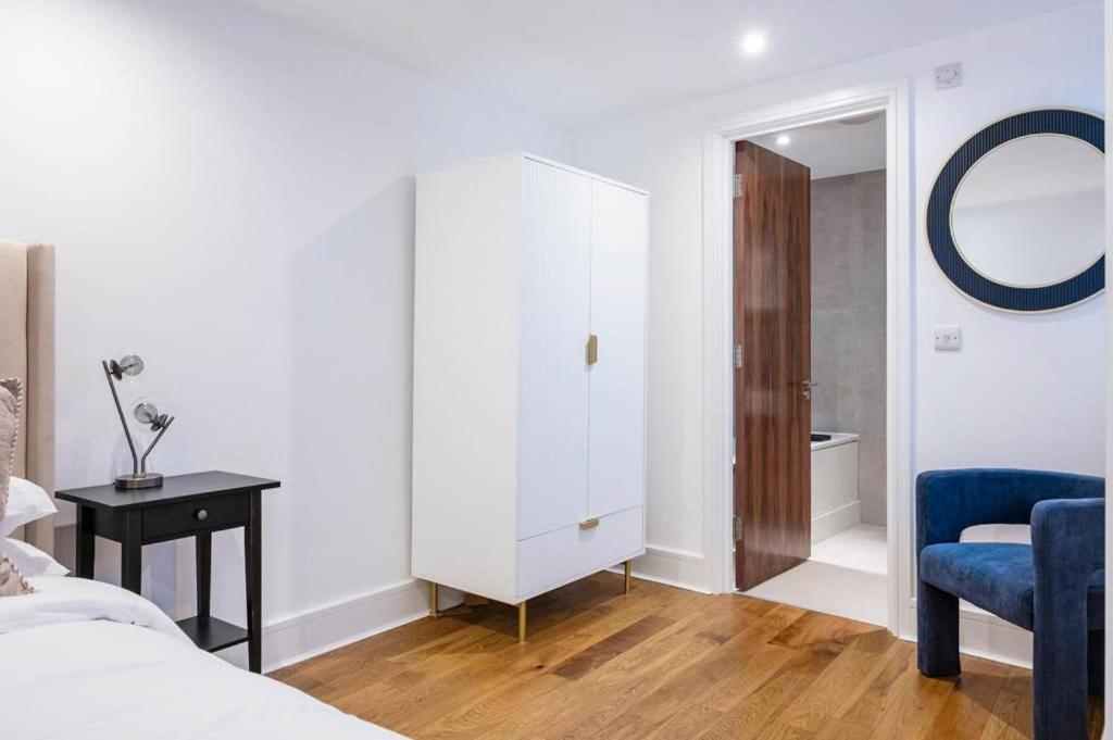 The Urban Minimalist- Notting Hill 2 Bed Apartment *