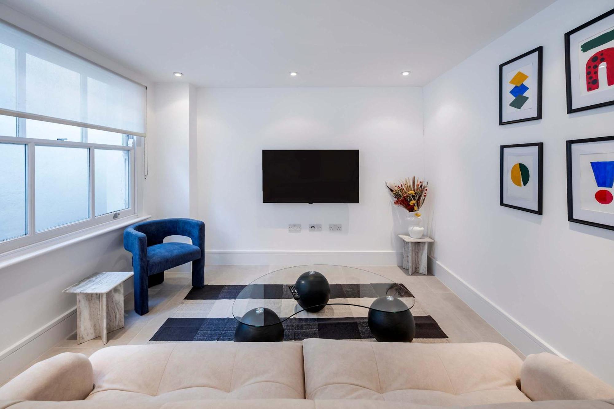 The Urban Minimalist- Notting Hill 2 Bed *