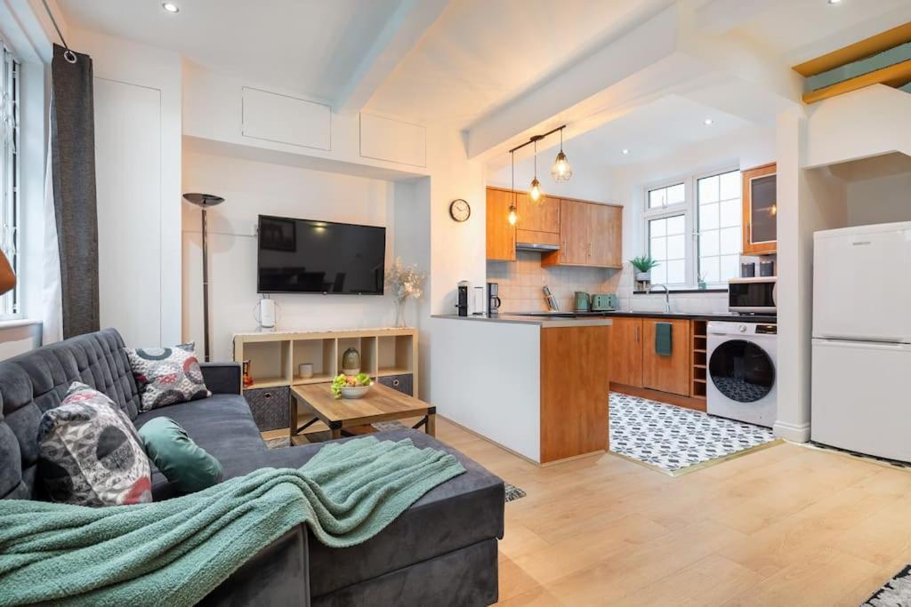 *-* Beautiful Townhouse In *-* Holiday home London