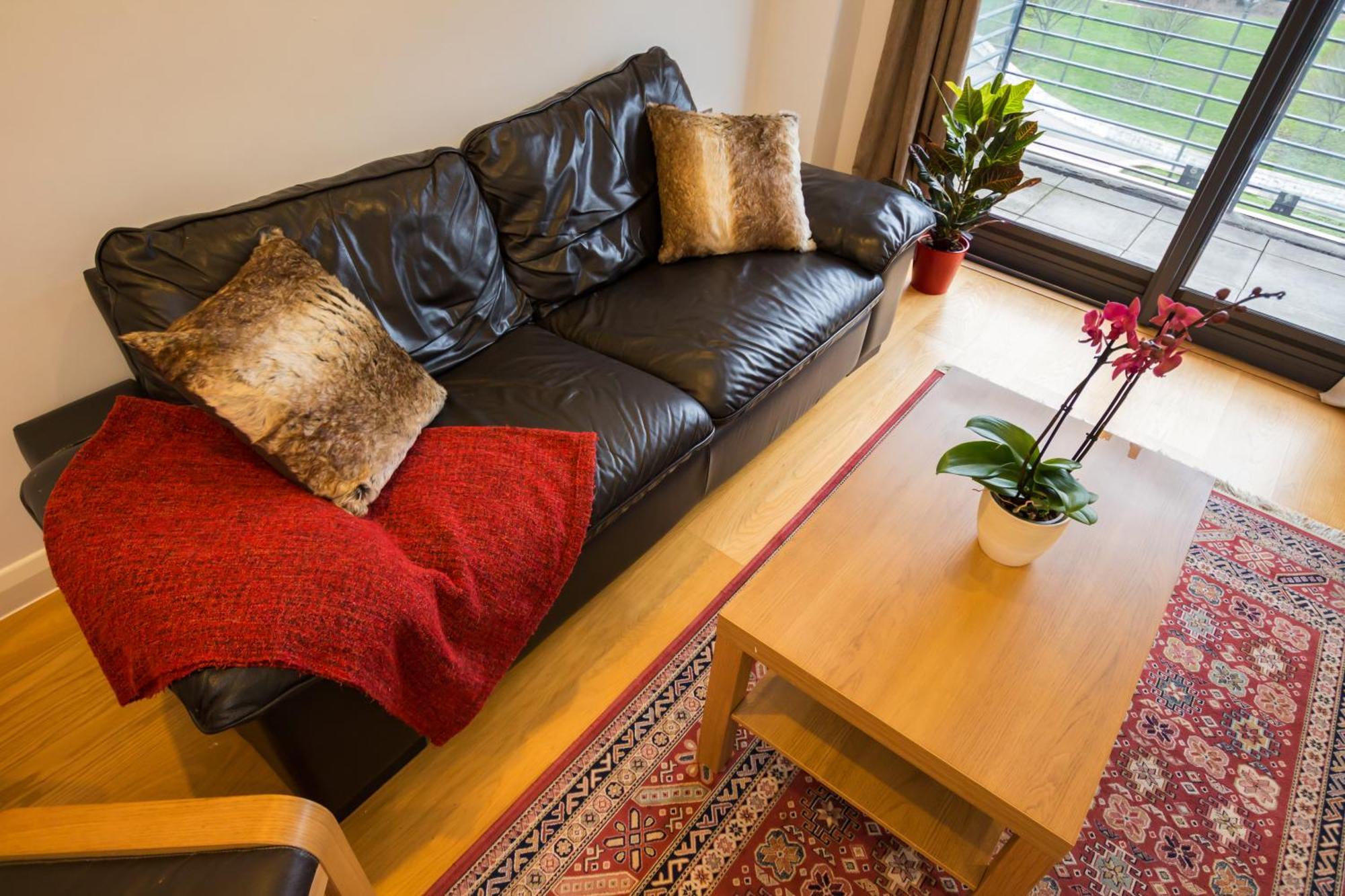 Splendid 2 Bdr With Panoramic View, Acton Londen