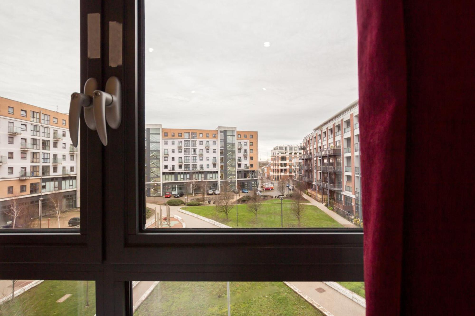 Appartement Splendid 2 Bdr With Panoramic View, Acton Londen
