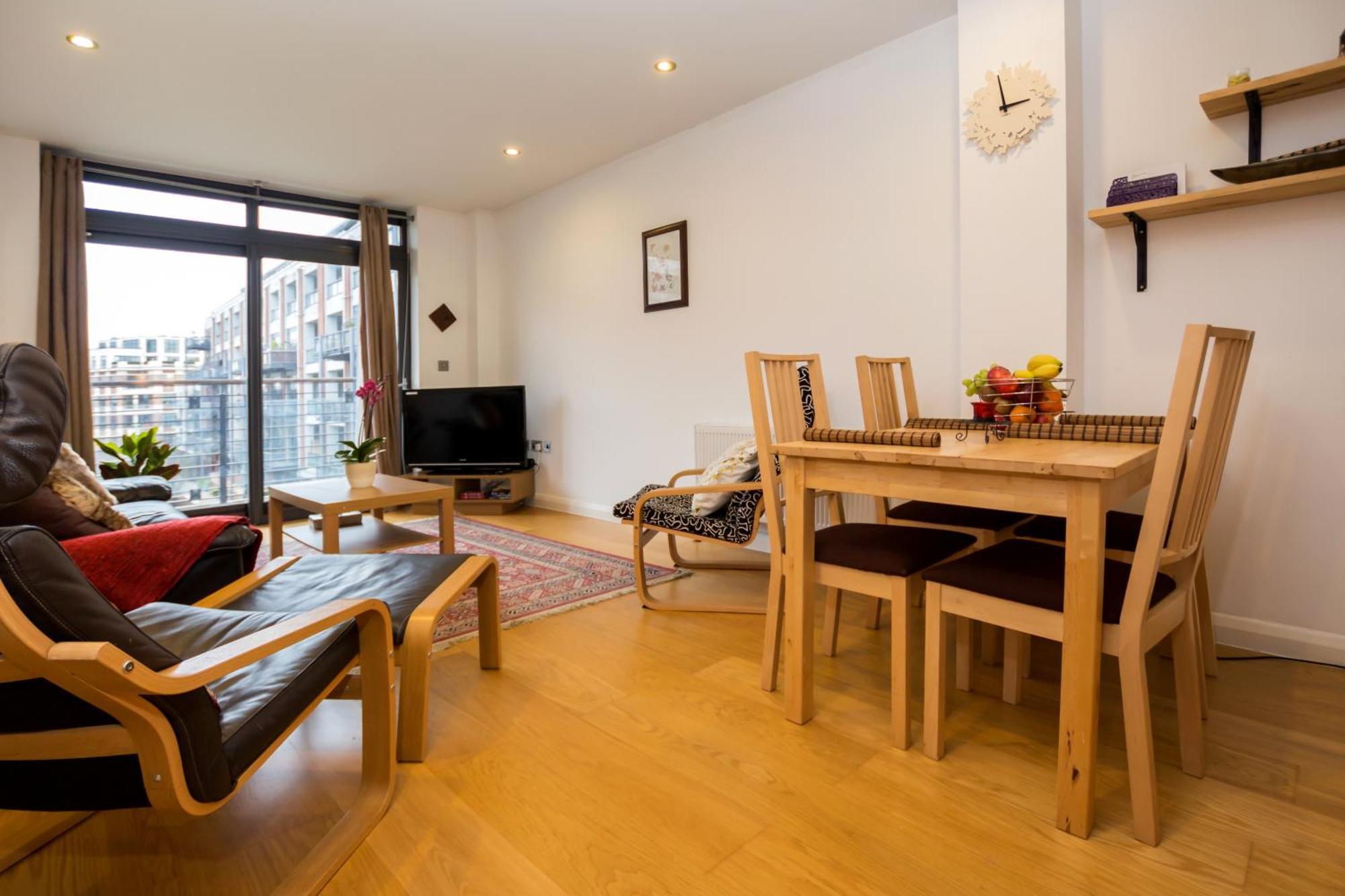 Splendid 2 Bdr With Panoramic View, Acton Appartement