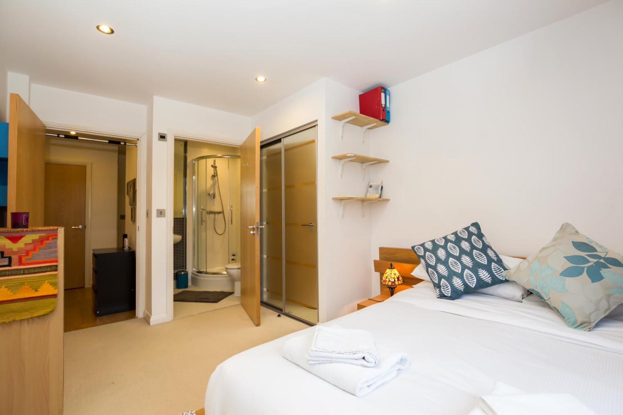 Splendid 2 Bdr With Panoramic View, Acton Londen