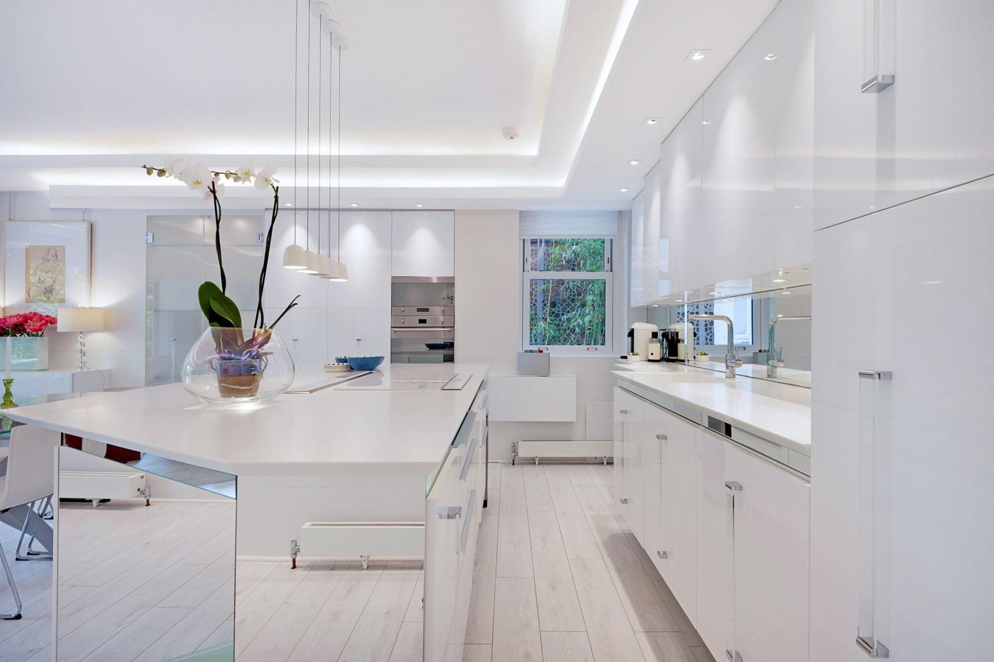 Apartment Lindfield Gardens London