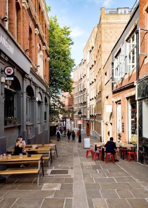 The Redington Royal Apartment London