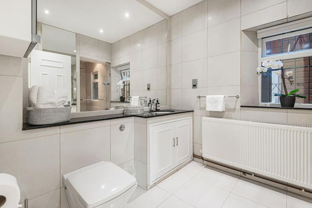 The Redington Royal Apartment *