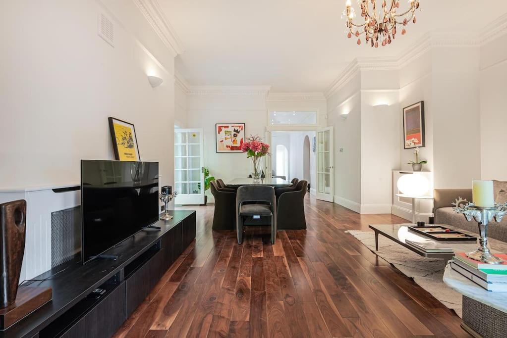 The Redington Royal Apartment London