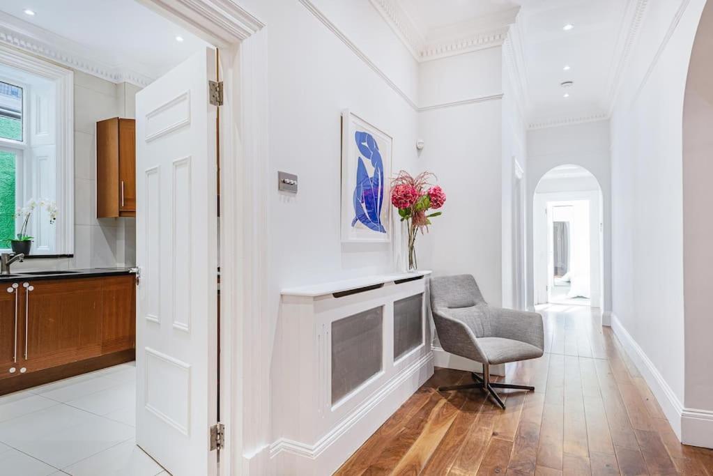 The Redington Royal Apartment *