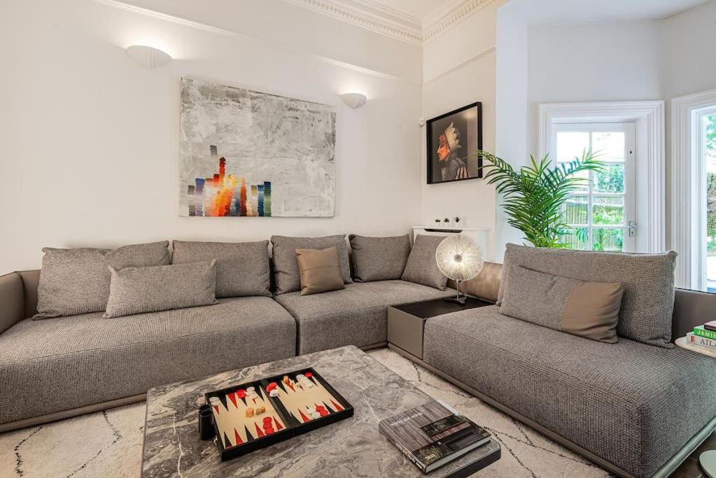 Apartment The Redington Royal