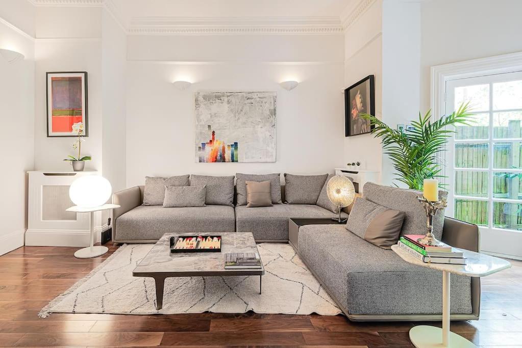 The Redington Royal London