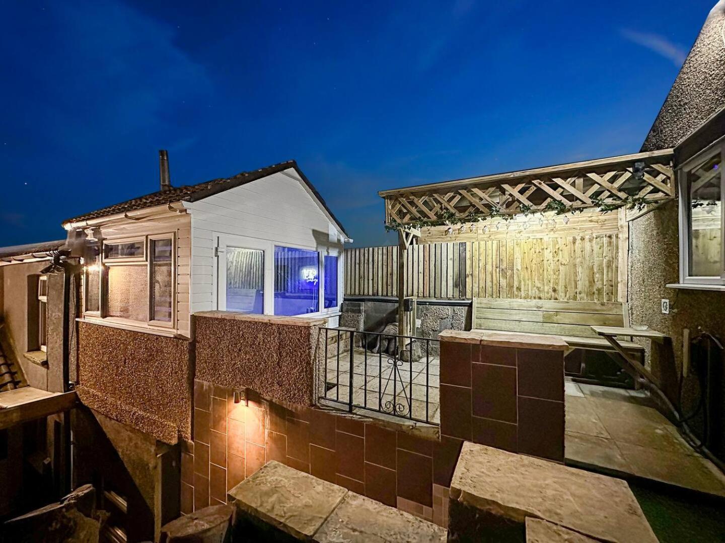 Apartment Special Spa-partment Whot Tub,sauna,lounge-maerdy