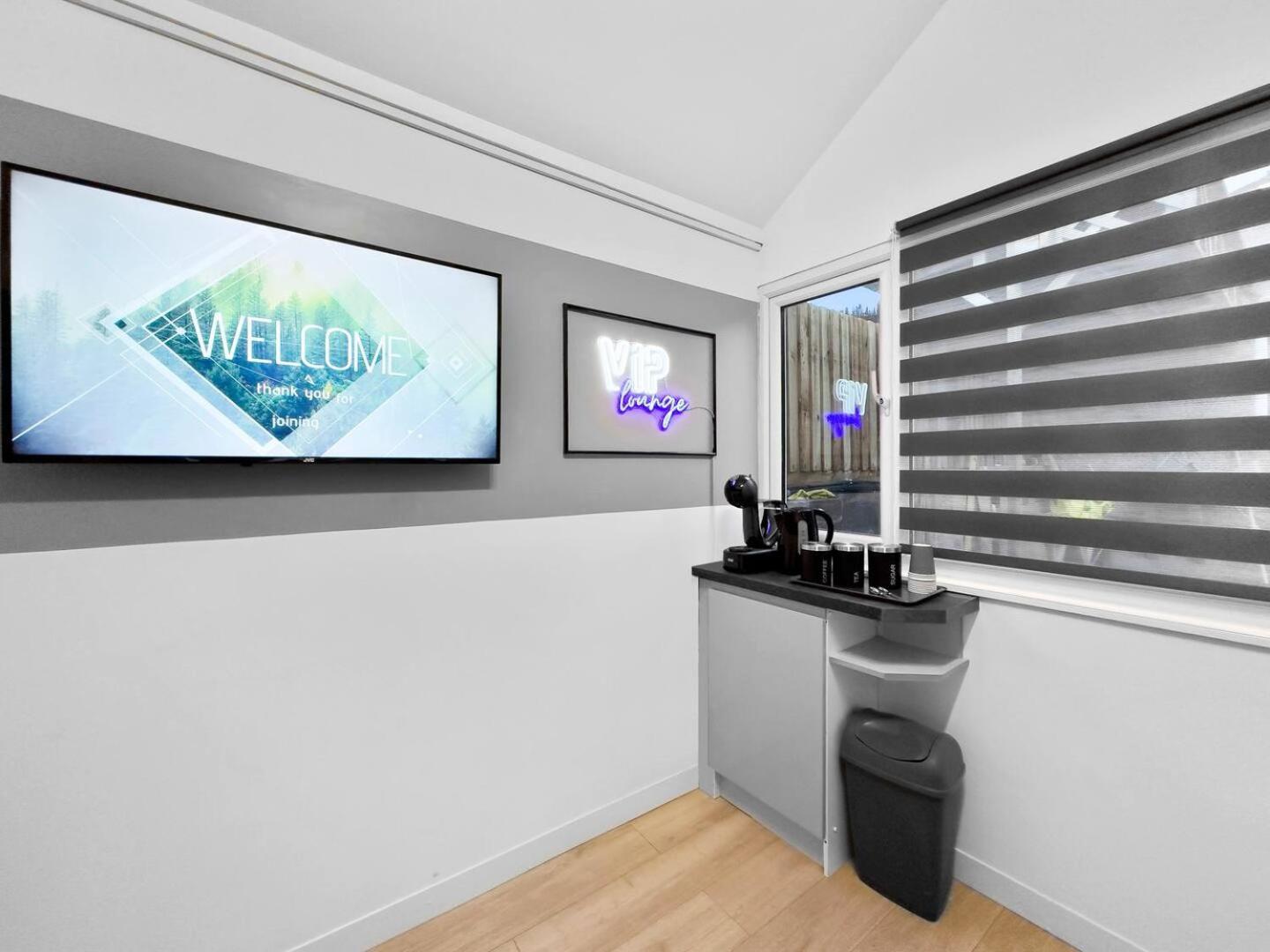 Special Spa-partment Whot Tub,sauna,lounge-maerdy Apartment London